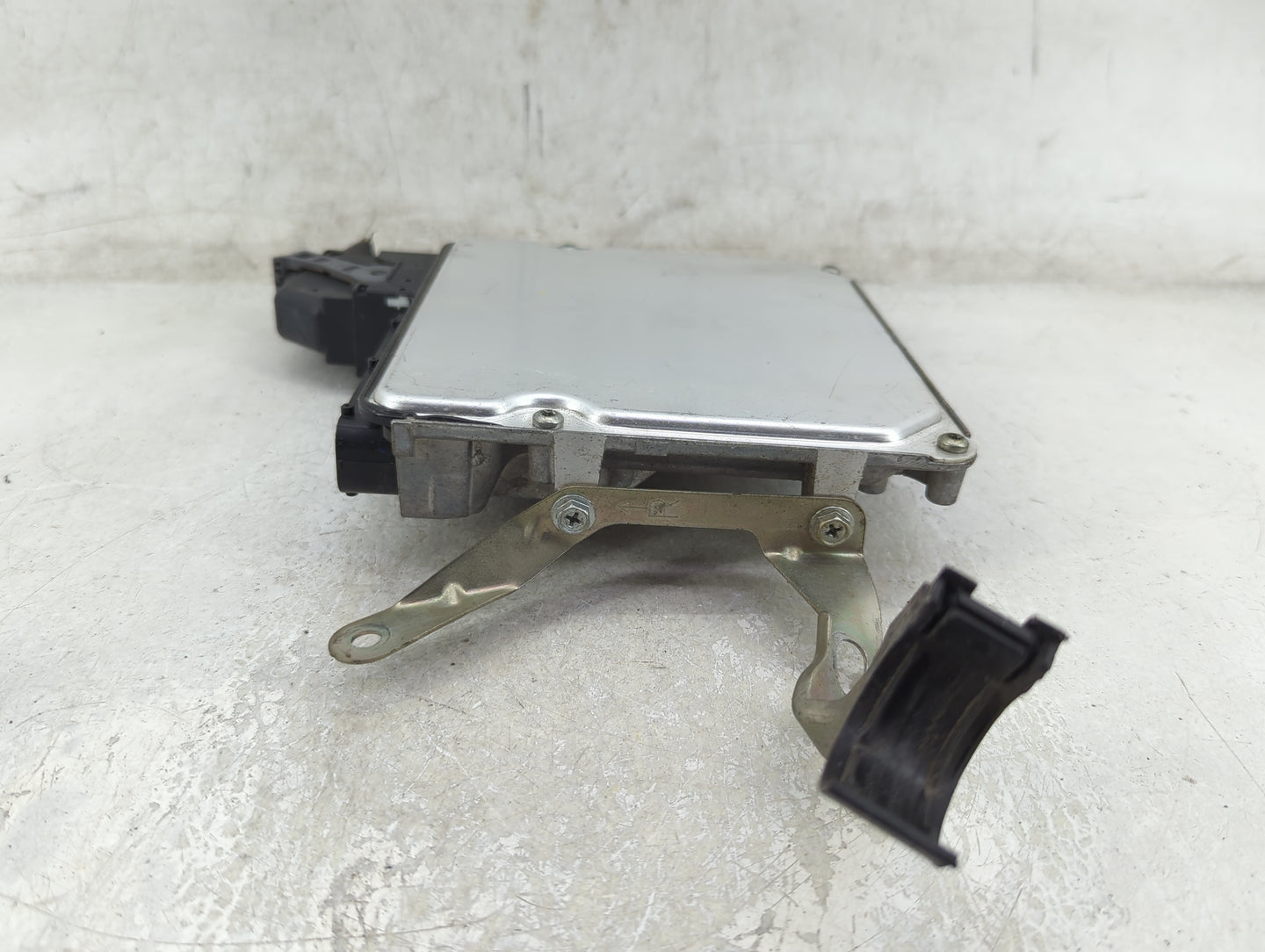 2017-2019 Toyota Corolla PCM Engine Control Computer ECU ECM PCU OEM P/N:89661-0ZQ93 Fits Fits 2017 2018 2019 OEM Used Auto 