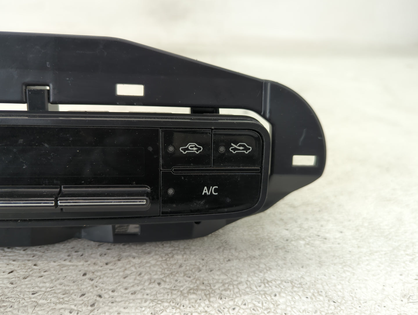 2017-2019 Toyota Corolla Climate Control Module Temperature AC/Heater Replacement P/N:55468-02 Fits Fits 2017 2018 2019 OEM 