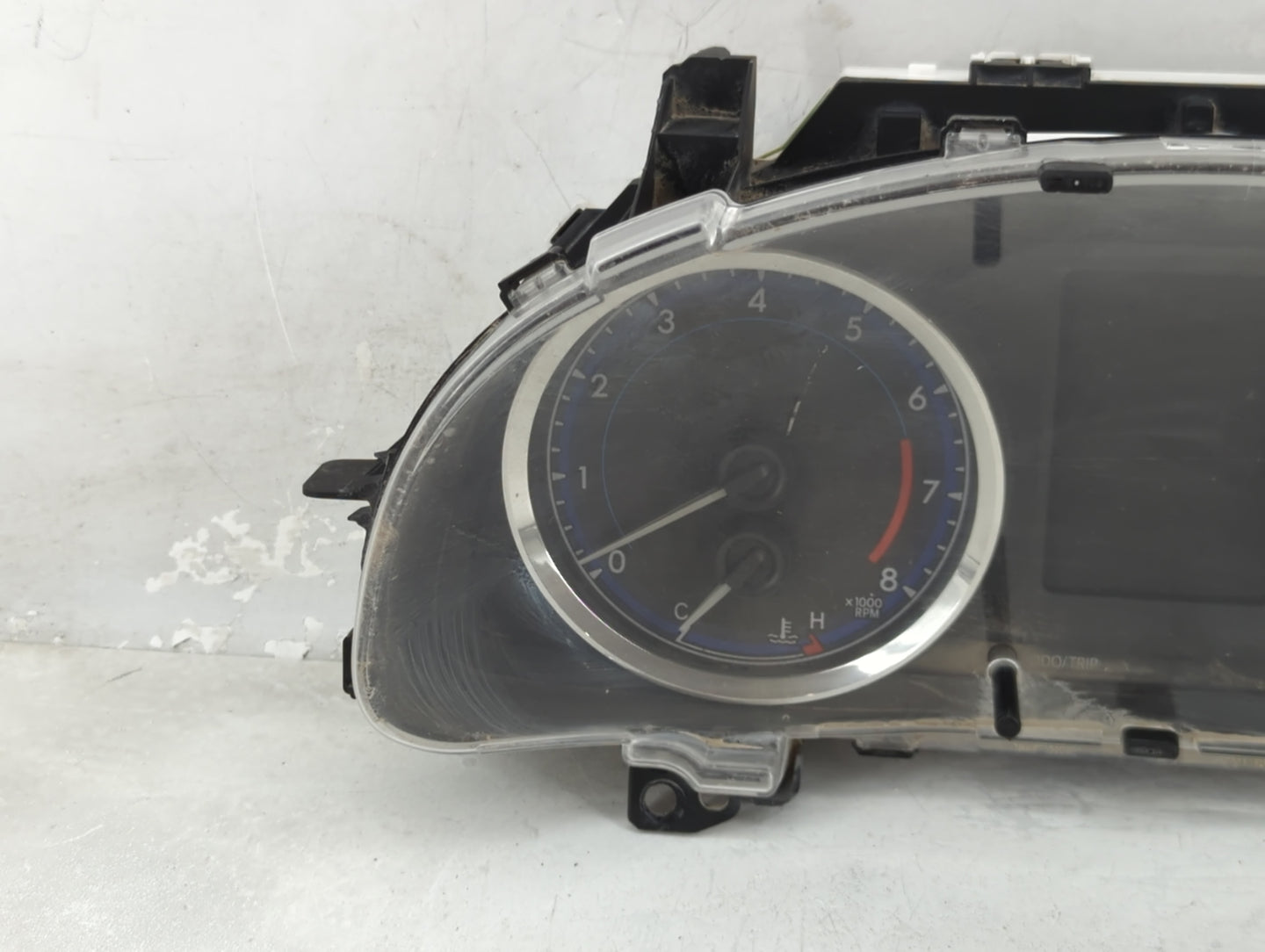 2018-2019 Toyota Corolla Instrument Cluster Speedometer Gauges P/N:83800-F2U80-00 Fits Fits 2018 2019 OEM Used Auto Parts - 