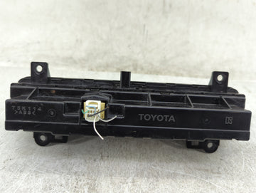 2019 Toyota Corolla Climate Control Module Temperature AC/Heater Replacement P/N:75K114 Fits OEM Used Auto Parts