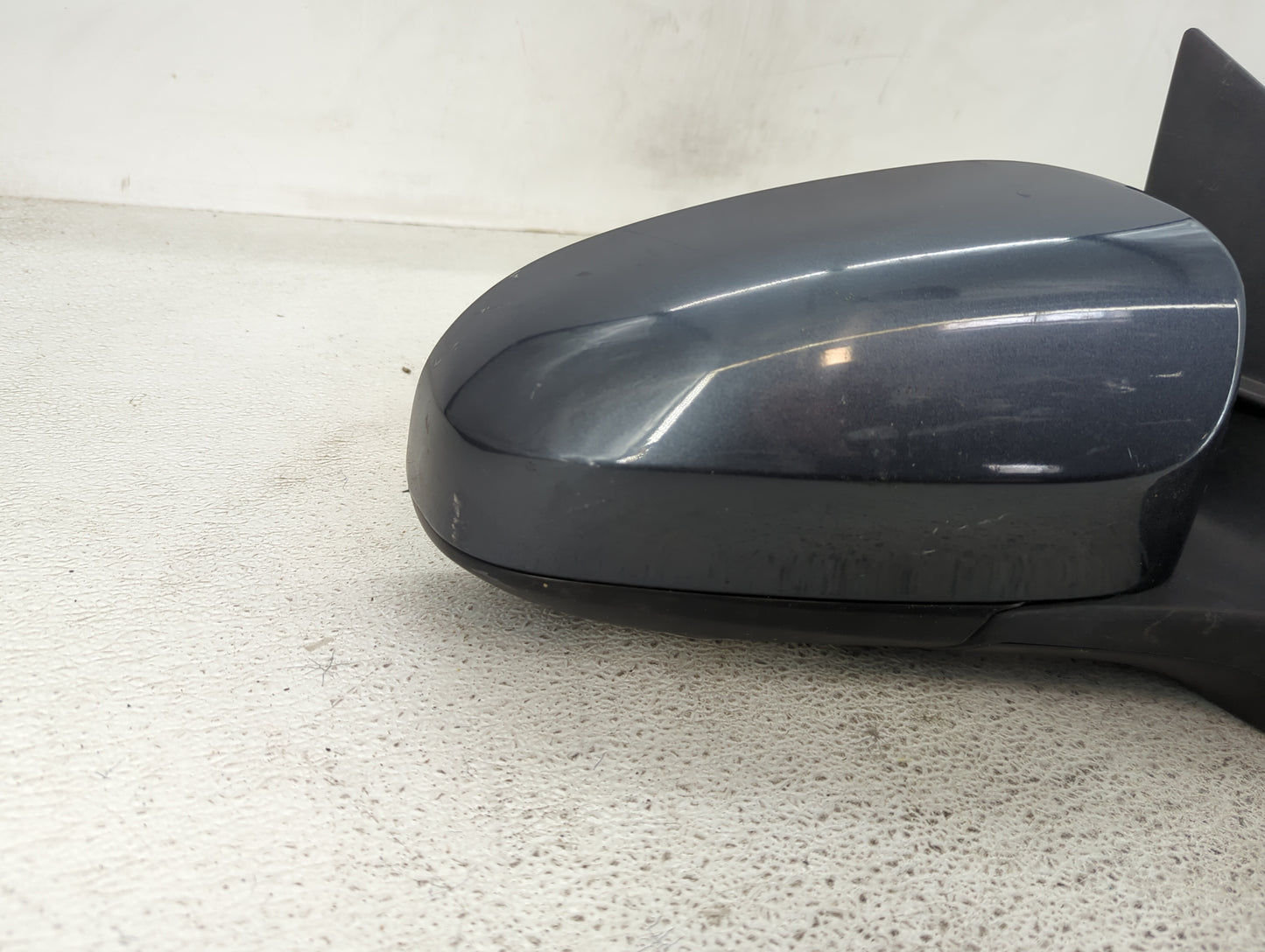 2014-2019 Toyota Corolla Passenger Side View Mirror - Right Door Mirror OEM Used - Oemusedautoparts1.com