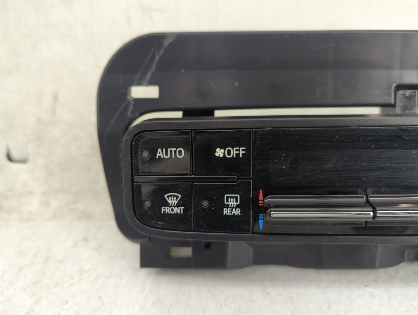 2017-2019 Toyota Corolla Climate Control Module Temperature AC/Heater Replacement P/N:55468-02060 Fits Fits 2017 2018 2019 O