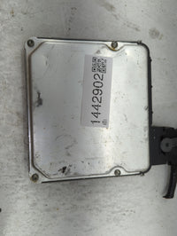 2017-2019 Toyota Corolla PCM Engine Control Computer ECU ECM PCU OEM P/N:89661-0Z093 Fits Fits 2017 2018 2019 OEM Used Auto 