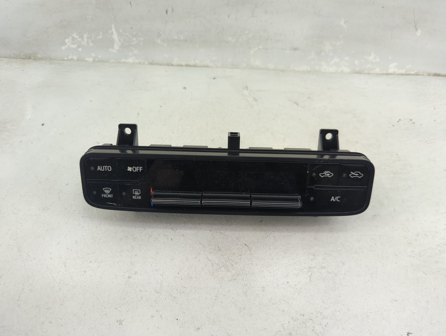 2017-2019 Toyota Corolla Climate Control Module Temperature AC/Heater Replacement P/N:55900-02A30 114-2U86 Fits OEM Used Aut