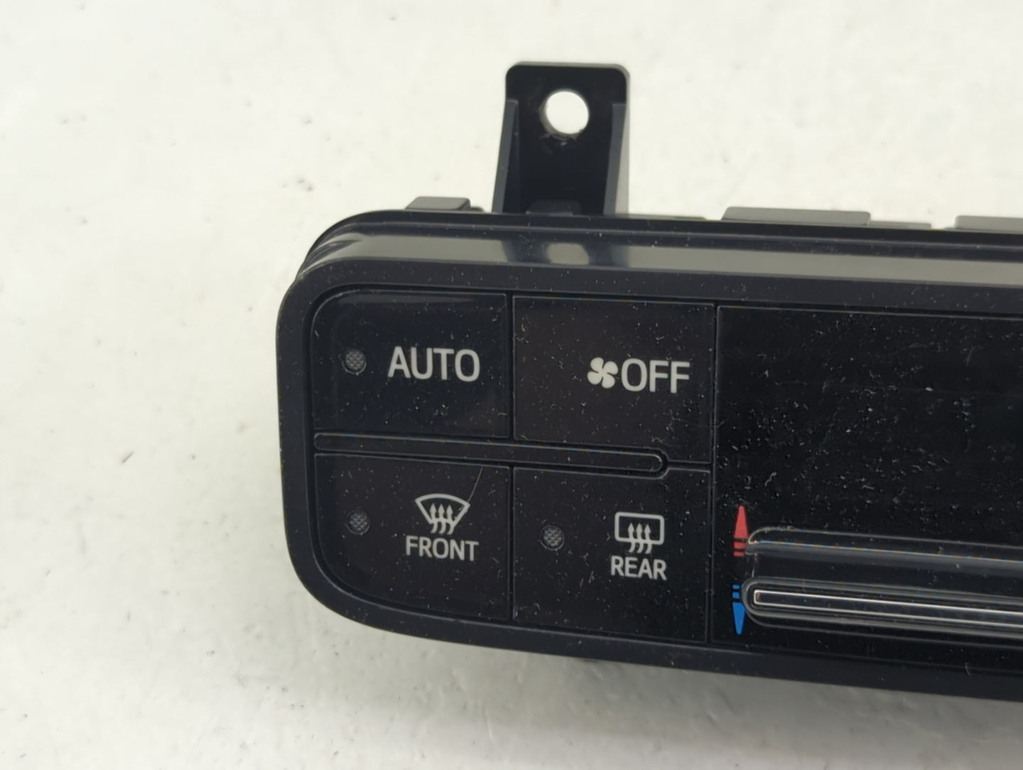 2017-2019 Toyota Corolla Climate Control Module Temperature AC/Heater Replacement P/N:55900-02A30 114-2U86 Fits OEM Used Aut