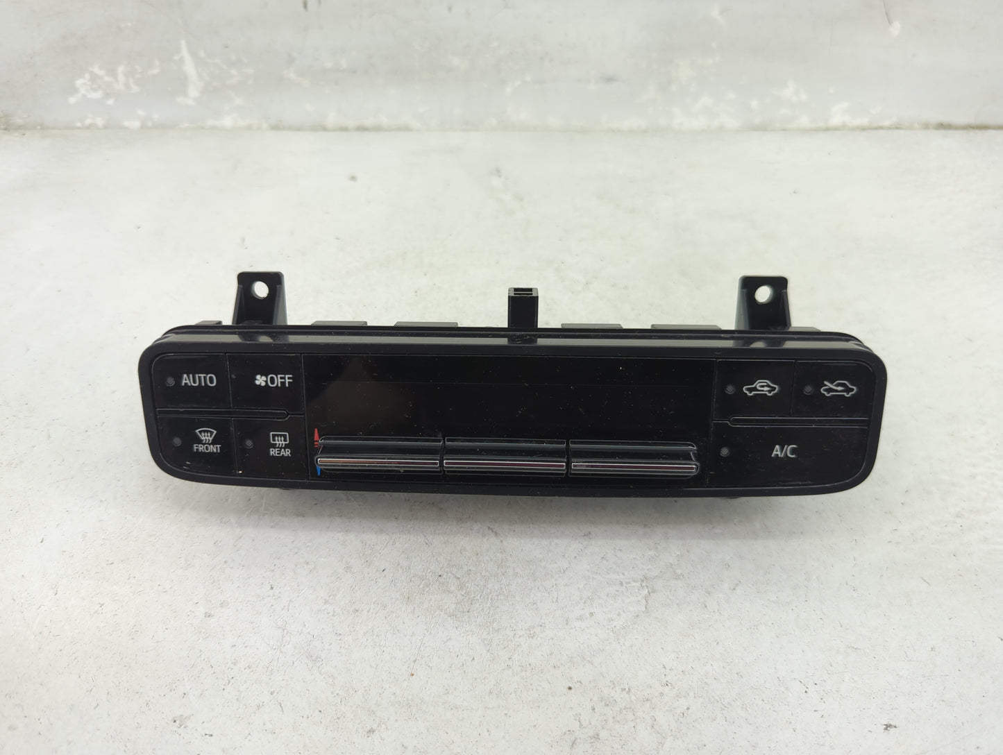 2017-2019 Toyota Corolla Climate Control Module Temperature AC/Heater Replacement P/N:55900-02A30 114-2080 Fits OEM Used Aut
