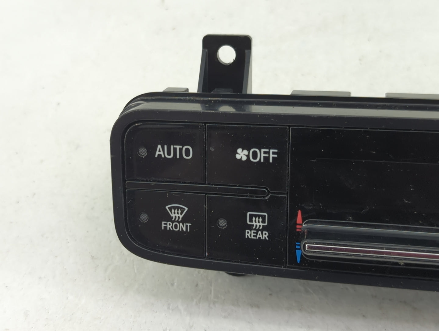 2017-2019 Toyota Corolla Climate Control Module Temperature AC/Heater Replacement P/N:55900-02A30 114-2080 Fits OEM Used Aut