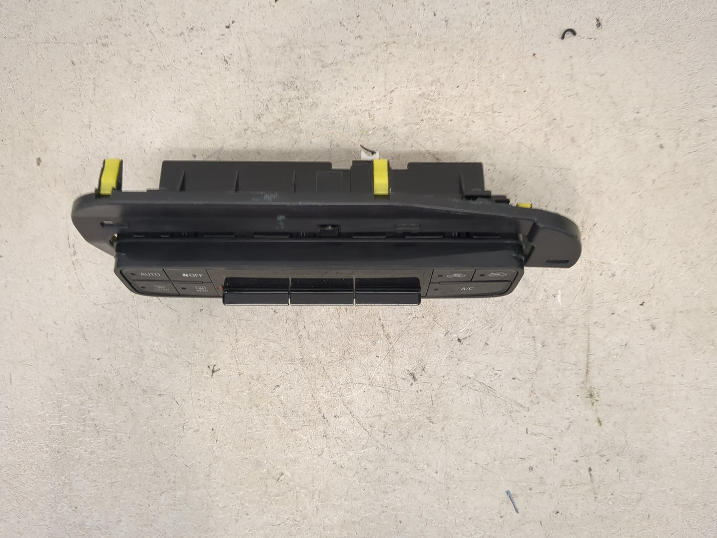 2017-2019 Toyota Corolla Climate Control Module Temperature AC/Heater Replacement P/N:55468-02060 Fits Fits 2017 2018 2019 O