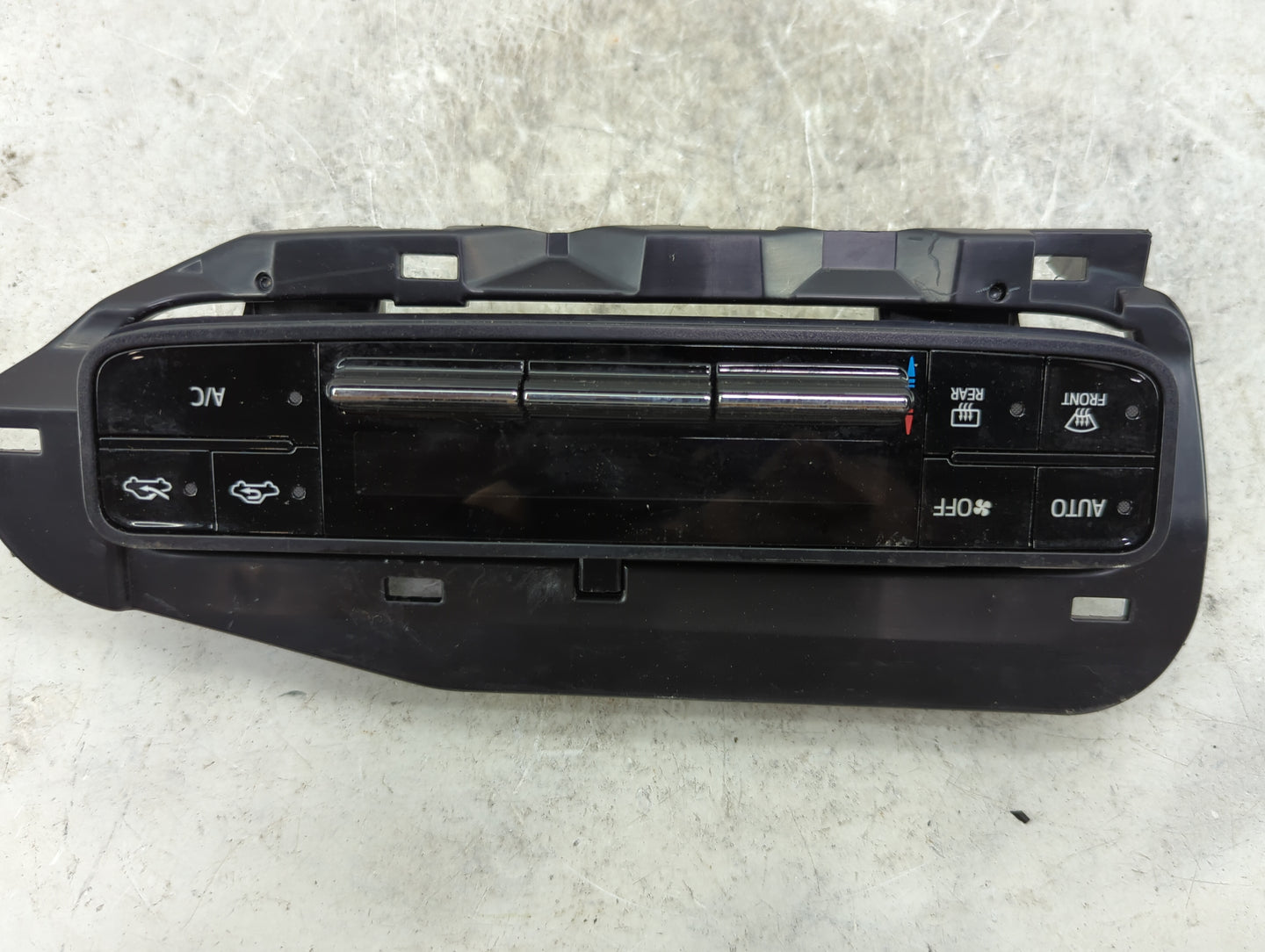 2017-2019 Toyota Corolla Climate Control Module Temperature AC/Heater Replacement P/N:55468-02060 Fits Fits 2017 2018 2019 O
