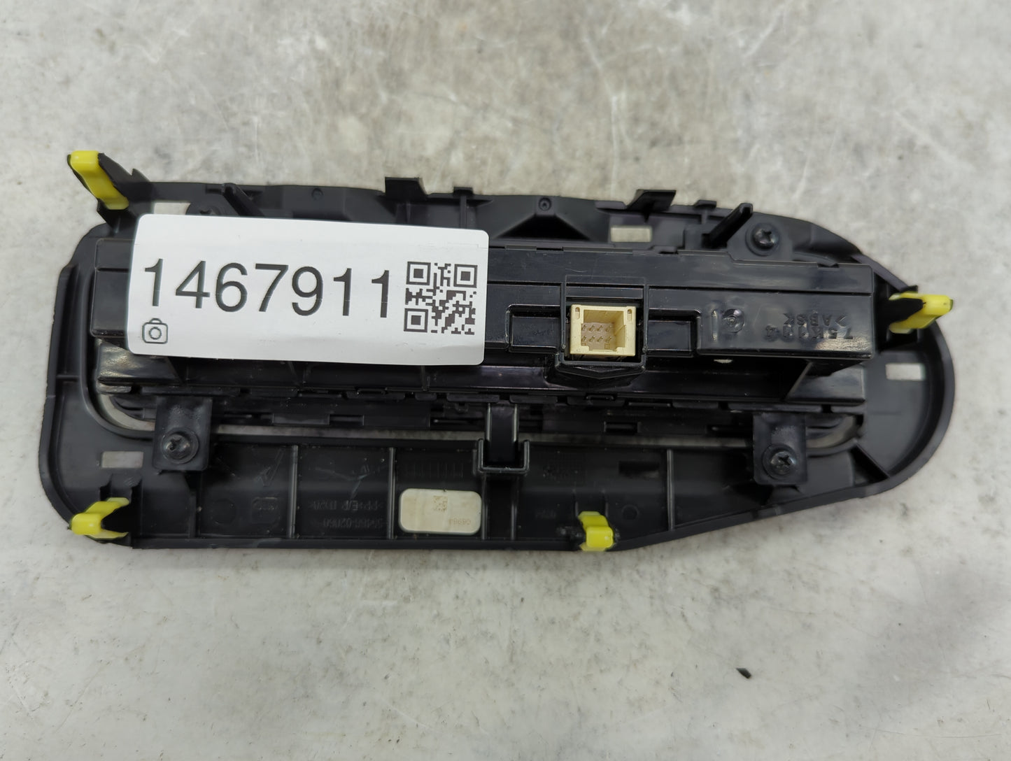 2017-2019 Toyota Corolla Climate Control Module Temperature AC/Heater Replacement P/N:55468-02060 Fits Fits 2017 2018 2019 O