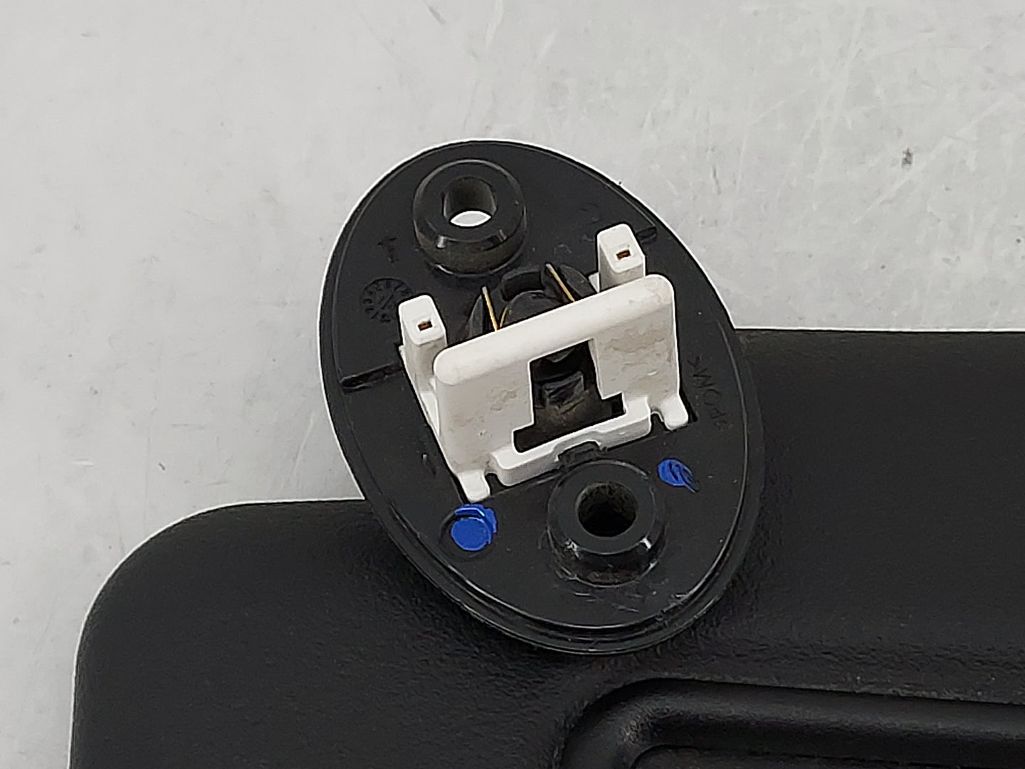 2019 Toyota Corolla Sun Visor Shade Replacement Driver Left Mirror Fits Fits 2018 OEM Used Auto Parts - Oemusedautoparts1.co