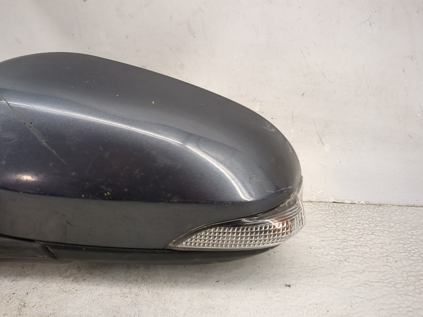 2019 Toyota Corolla Driver Side View Mirror - Left Door Mirror OEM Used - Oemusedautoparts1.com