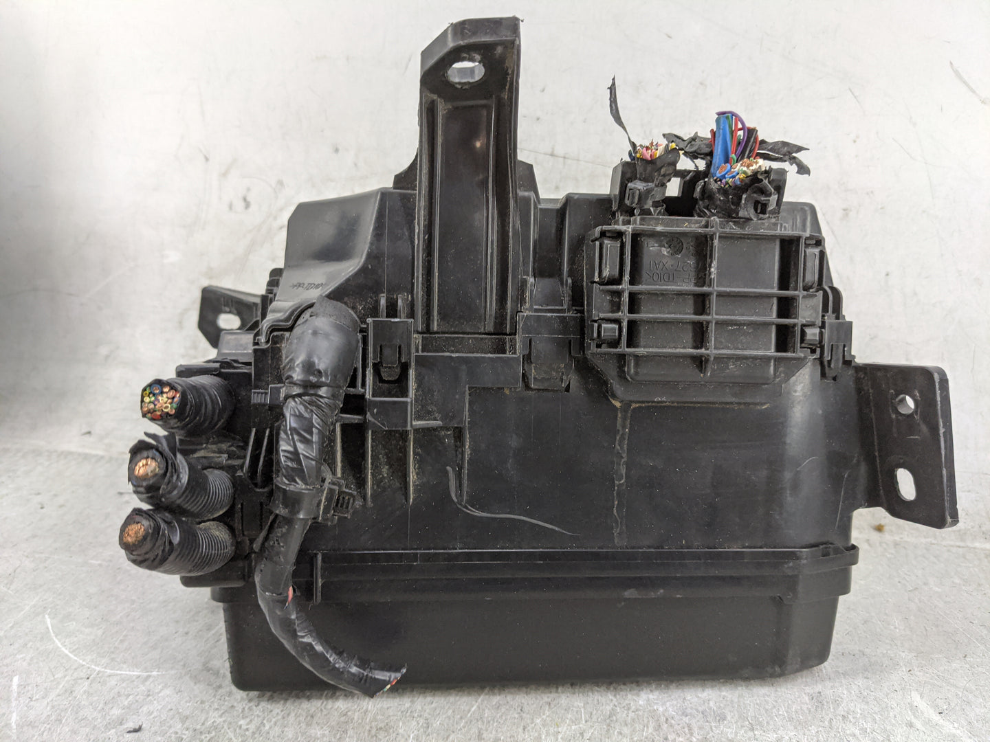 2014-2019 Toyota Corolla Fusebox Fuse Box Panel Relay Module P/N:7626-XB1 Fits Fits 2014 2015 2016 2017 2018 2019 OEM Used A