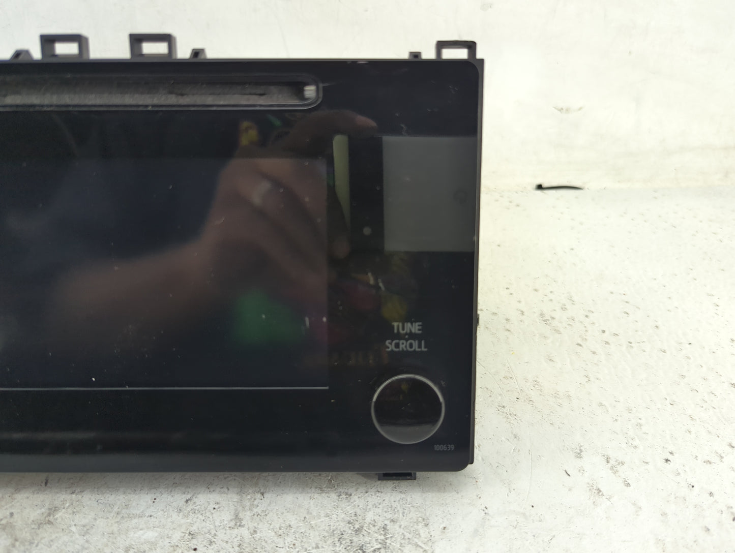 2017-2019 Toyota Corolla Radio AM FM Cd Player Receiver Replacement P/N:86140-02521 139000-07810101 Fits Fits 2017 2018 2019