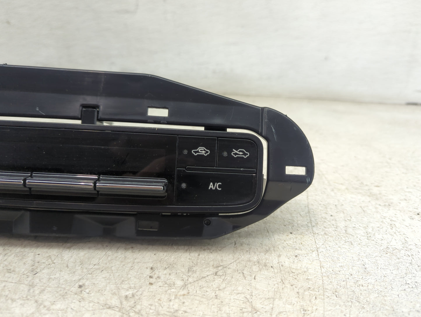 2017-2019 Toyota Corolla Climate Control Module Temperature AC/Heater Replacement P/N:55468-02060 Fits Fits 2017 2018 2019 O