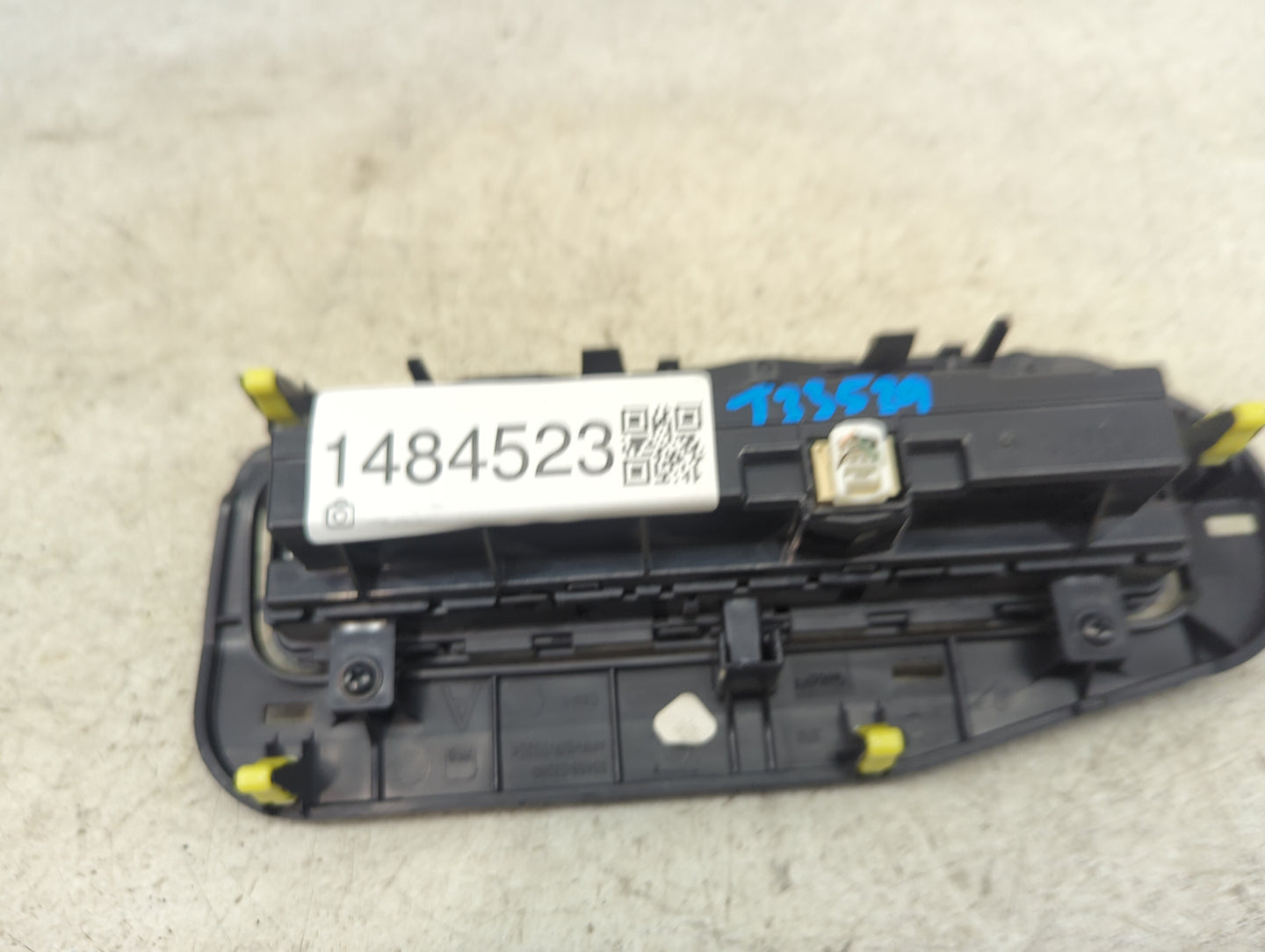 2017-2019 Toyota Corolla Climate Control Module Temperature AC/Heater Replacement P/N:55468-02060 Fits Fits 2017 2018 2019 O