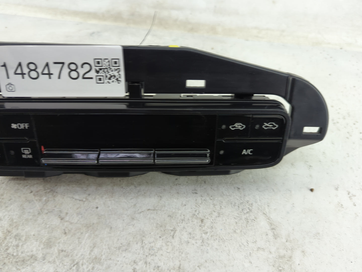 2017-2019 Toyota Corolla Climate Control Module Temperature AC/Heater Replacement P/N:75K114 Fits Fits 2017 2018 2019 OEM Us
