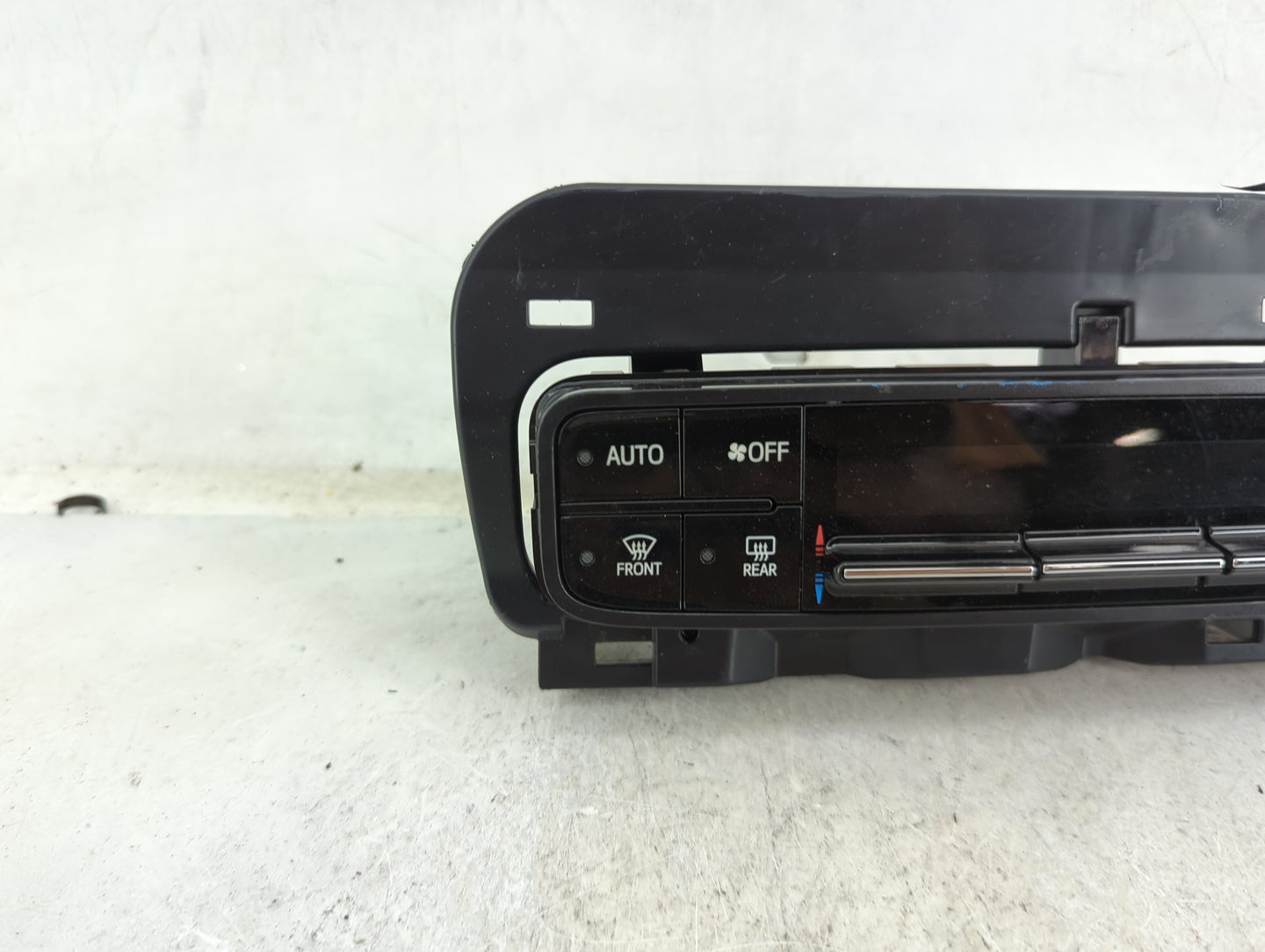 2017-2019 Toyota Corolla Climate Control Module Temperature AC/Heater Replacement P/N:75K114 Fits Fits 2017 2018 2019 OEM Us