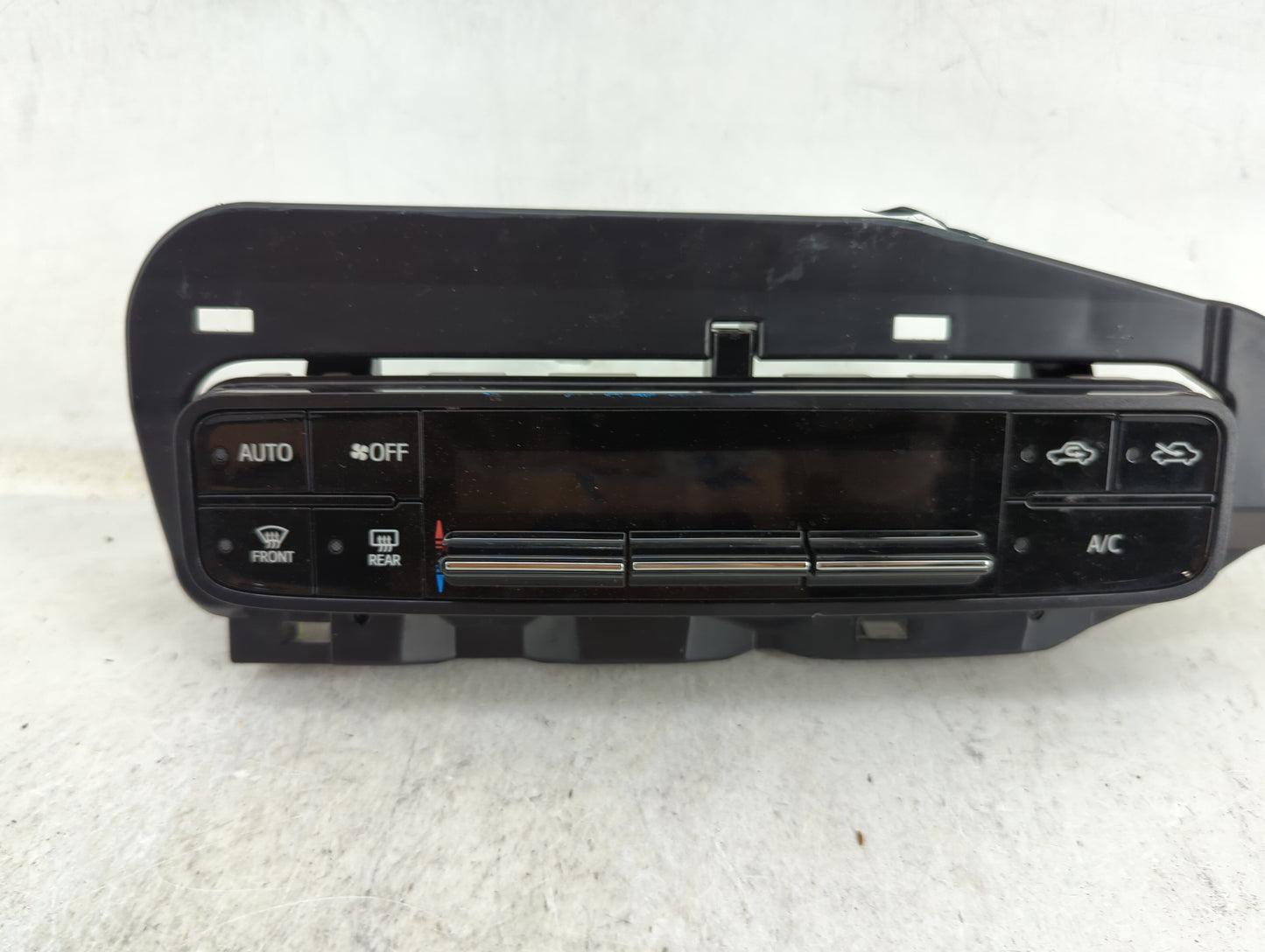 2017-2019 Toyota Corolla Climate Control Module Temperature AC/Heater Replacement P/N:75K114 Fits Fits 2017 2018 2019 OEM Us