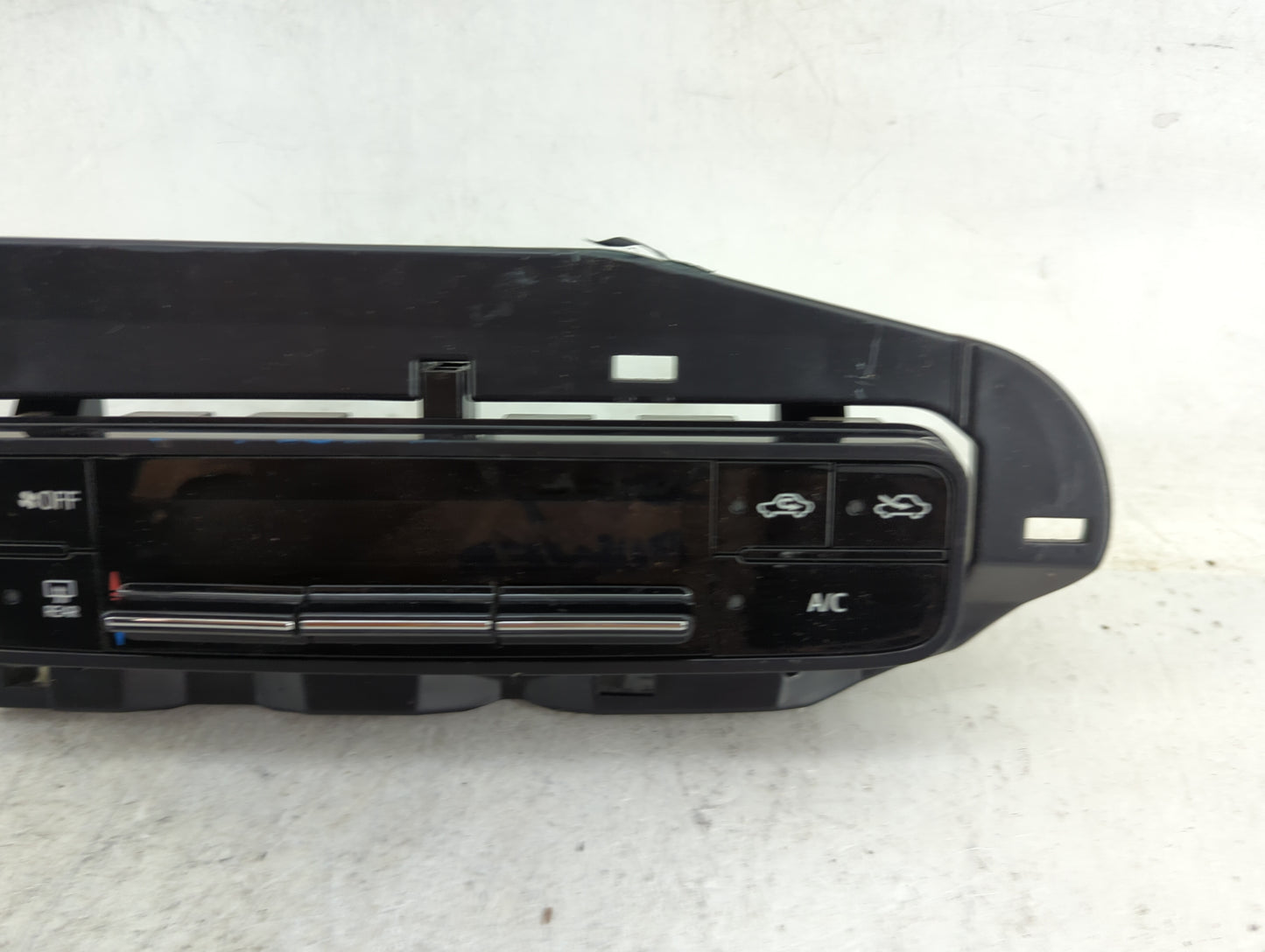 2017-2019 Toyota Corolla Climate Control Module Temperature AC/Heater Replacement P/N:75K114 Fits Fits 2017 2018 2019 OEM Us