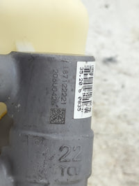 2014-2019 Toyota Corolla Brake Master Cylinder 1490543 - Oemusedautoparts1.com