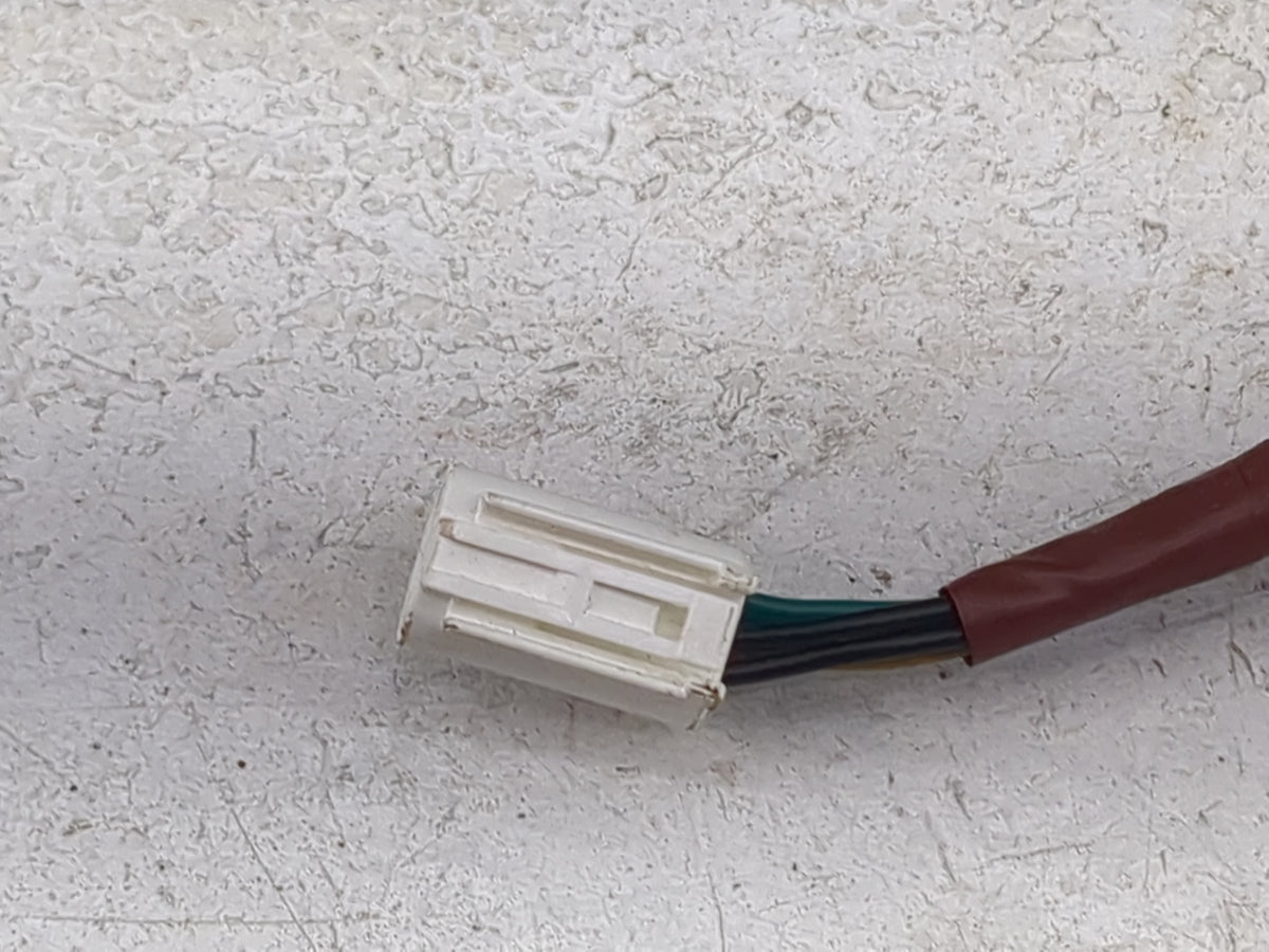2014-2019 Toyota Corolla Driver Side View Mirror - Left Door Mirror OEM Used - Oemusedautoparts1.com