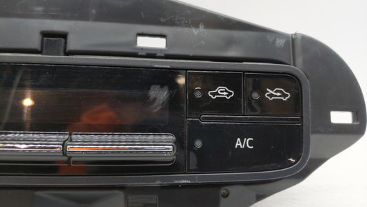 2017-2019 Toyota Corolla Climate Control Module Temperature AC/Heater Replacement P/N:55468-02060 Fits Fits 2017 2018 2019 OEM Used Auto Parts