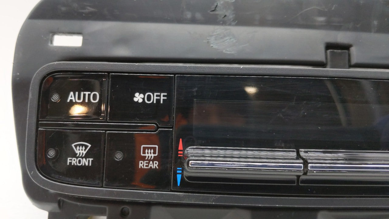 2017-2019 Toyota Corolla Climate Control Module Temperature AC/Heater Replacement P/N:55468-02060 Fits Fits 2017 2018 2019 O