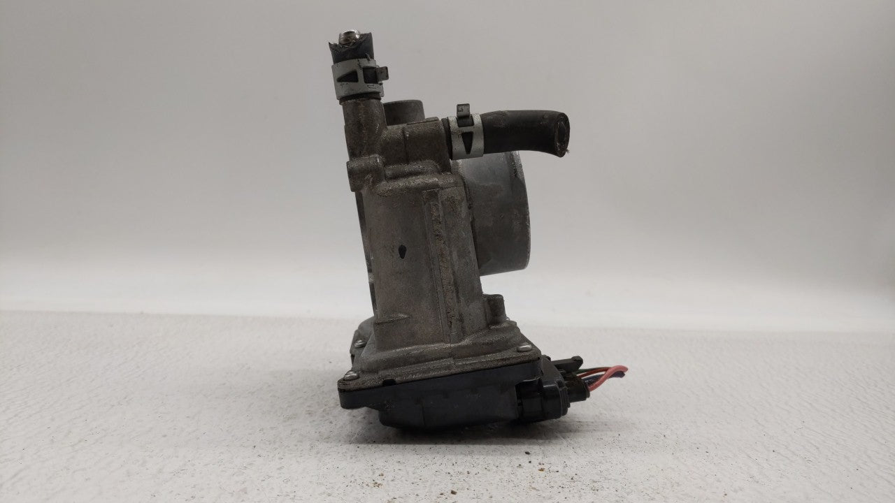 2011-2018 Toyota Corolla Throttle Body P/N:22030-0T080 Fits Fits 2011 2012 2013 2014 2015 2016 2017 2018 OEM Used Auto Parts
