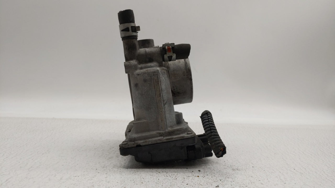 2011-2018 Toyota Corolla Throttle Body P/N:22030-0T080 Fits Fits 2011 2012 2013 2014 2015 2016 2017 2018 OEM Used Auto Parts