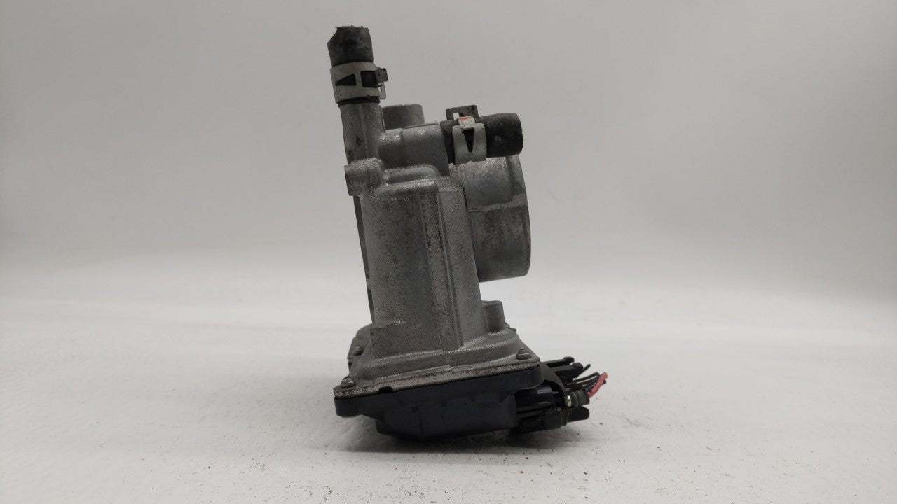 2011-2018 Toyota Corolla Throttle Body P/N:22030-0T080 Fits Fits 2011 2012 2013 2014 2015 2016 2017 2018 OEM Used Auto Parts