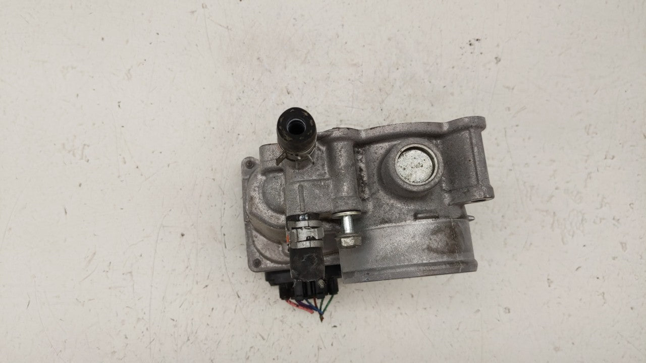 2011-2018 Toyota Corolla Throttle Body P/N:22030-0T080 Fits Fits 2011 2012 2013 2014 2015 2016 2017 2018 OEM Used Auto Parts