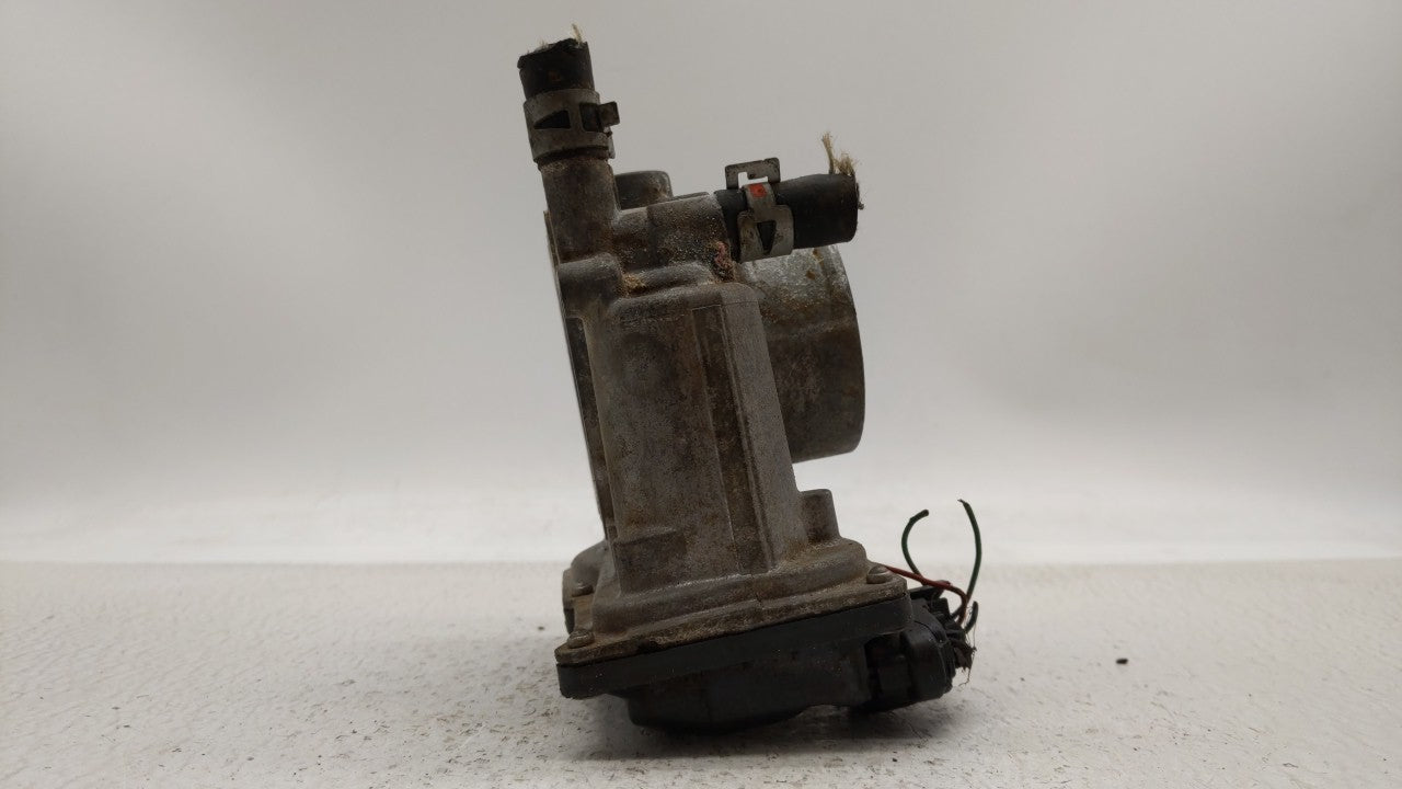 2011-2018 Toyota Corolla Throttle Body P/N:22030-0T080 Fits Fits 2011 2012 2013 2014 2015 2016 2017 2018 OEM Used Auto Parts