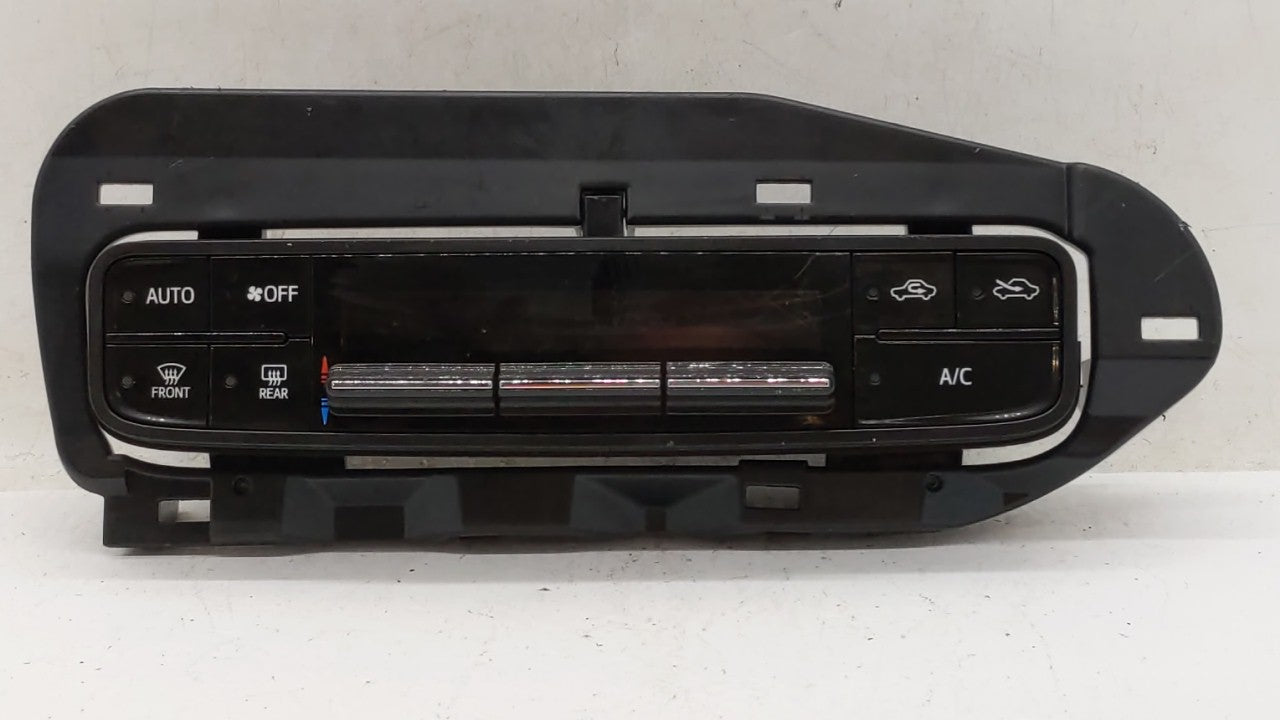 2017-2019 Toyota Corolla Climate Control Module Temperature AC/Heater Replacement P/N:55468-02060 Fits Fits 2017 2018 2019 O