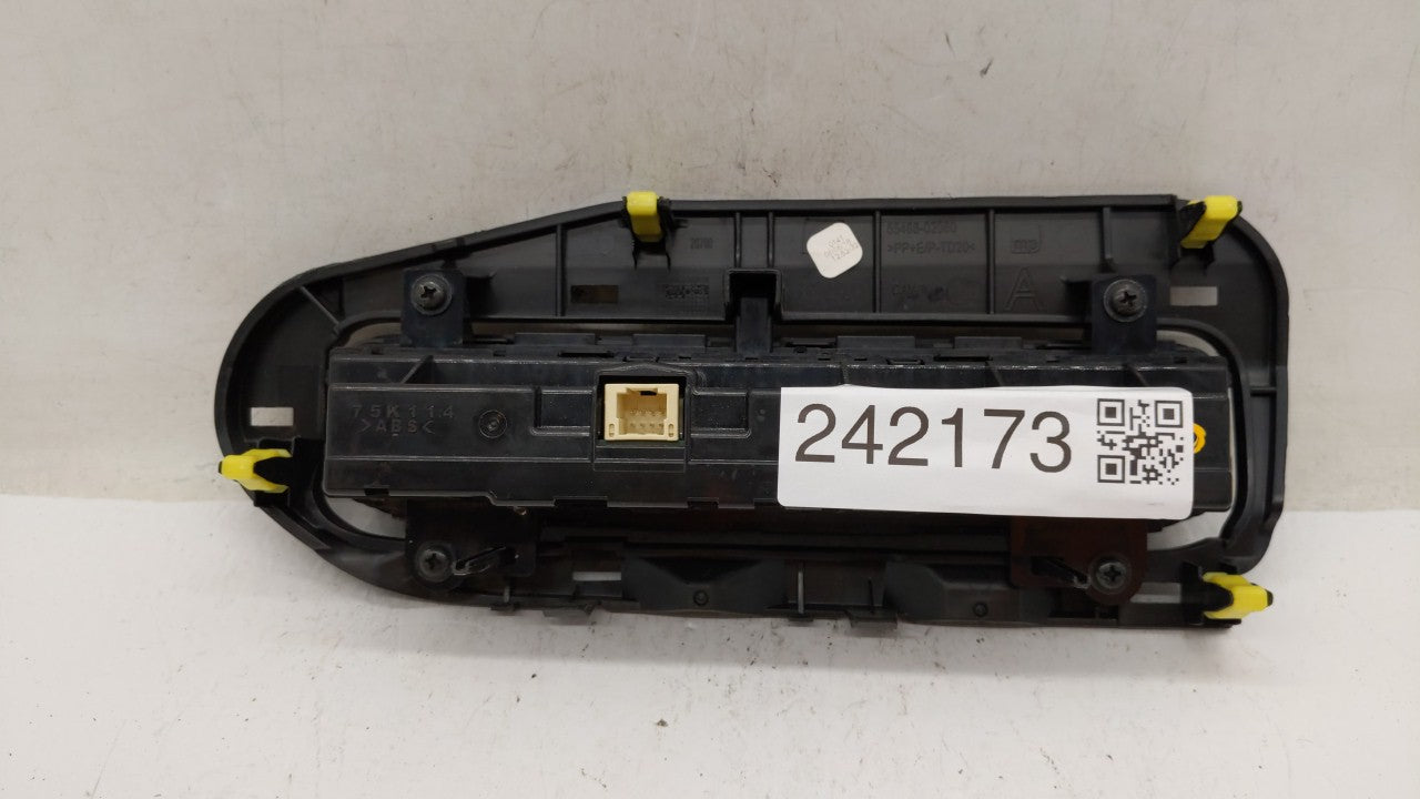 2017-2019 Toyota Corolla Climate Control Module Temperature AC/Heater Replacement P/N:55468-02060 Fits Fits 2017 2018 2019 O