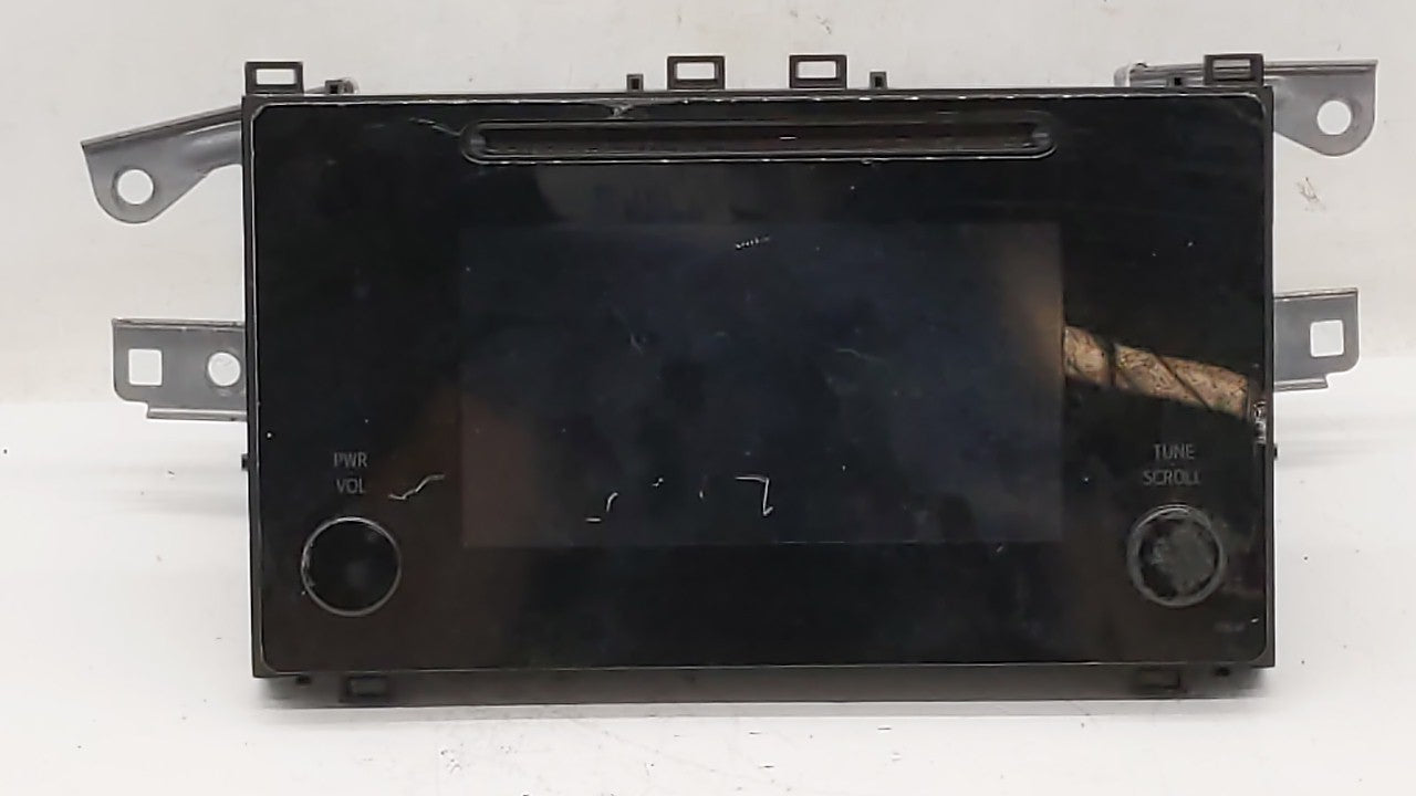2017-2018 Toyota Corolla Am Fm Cd Player Radio Receiver - Oemusedautoparts1.com