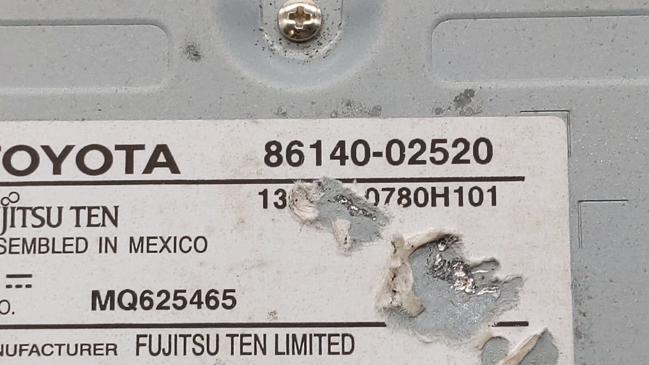 2017-2018 Toyota Corolla Am Fm Cd Player Radio Receiver - Oemusedautoparts1.com