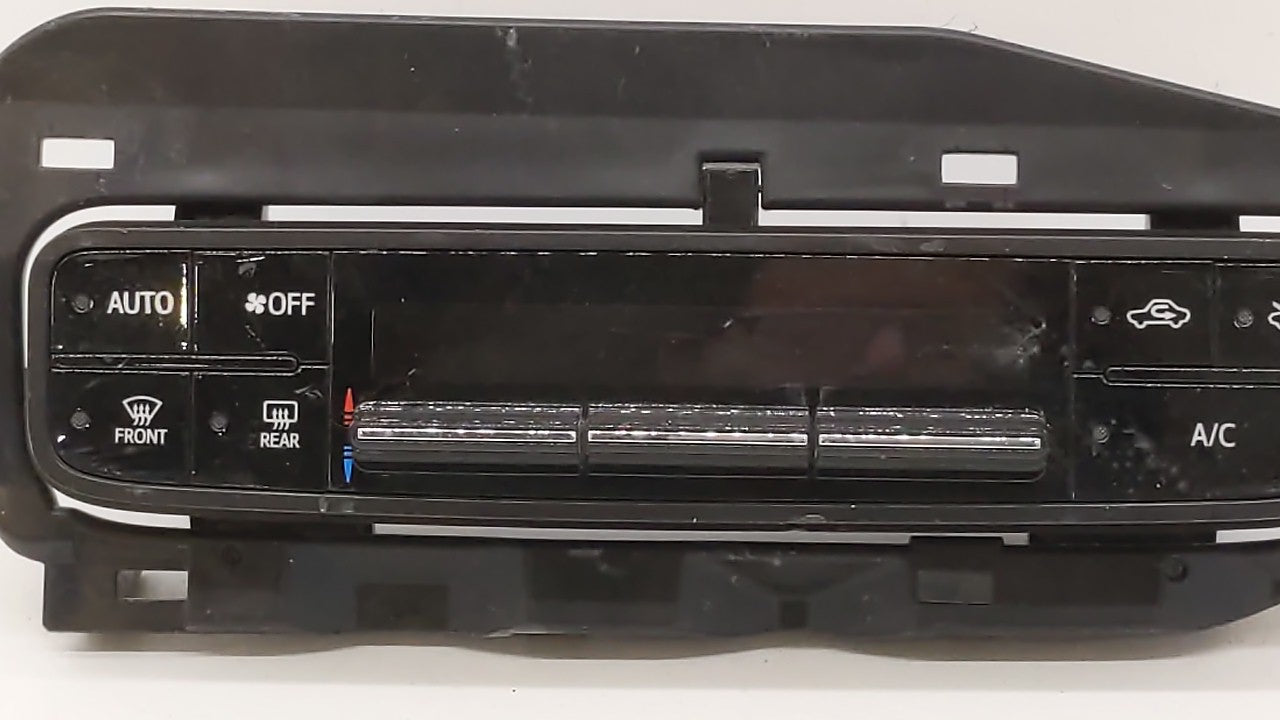 2017-2019 Toyota Corolla Climate Control Module Temperature AC/Heater Replacement P/N:55468-02060 Fits Fits 2017 2018 2019 O