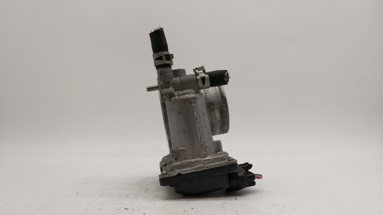2011-2018 Toyota Corolla Throttle Body P/N:22030-0T080 Fits Fits 2011 2012 2013 2014 2015 2016 2017 2018 OEM Used Auto Parts