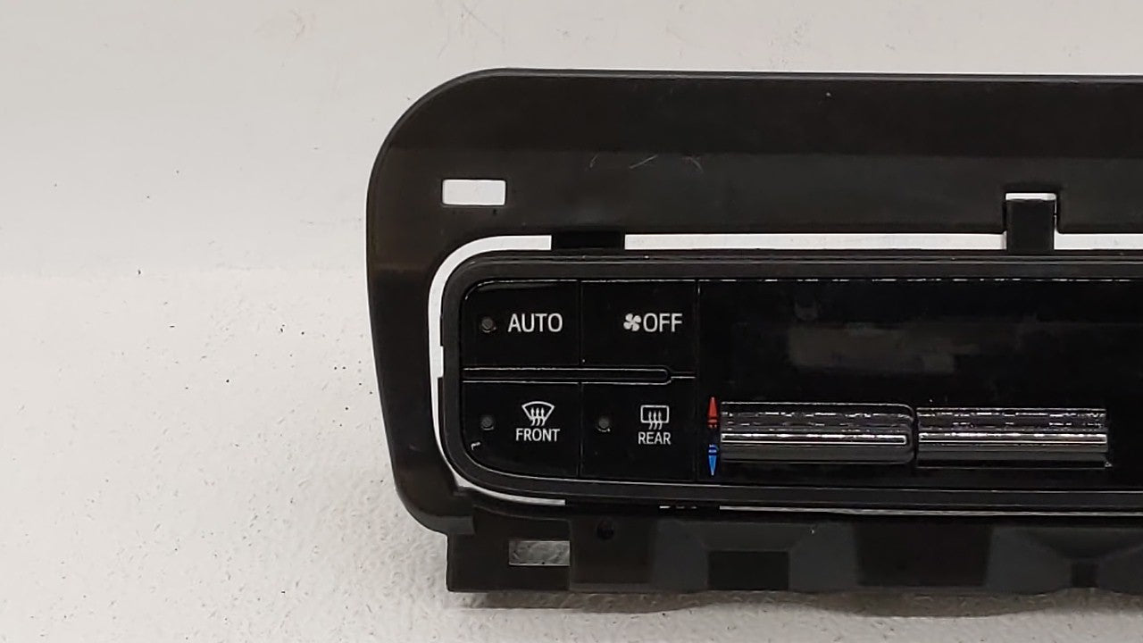 2017-2019 Toyota Corolla Climate Control Module Temperature AC/Heater Replacement P/N:55900-02A30 55468-02060 Fits OEM Used 