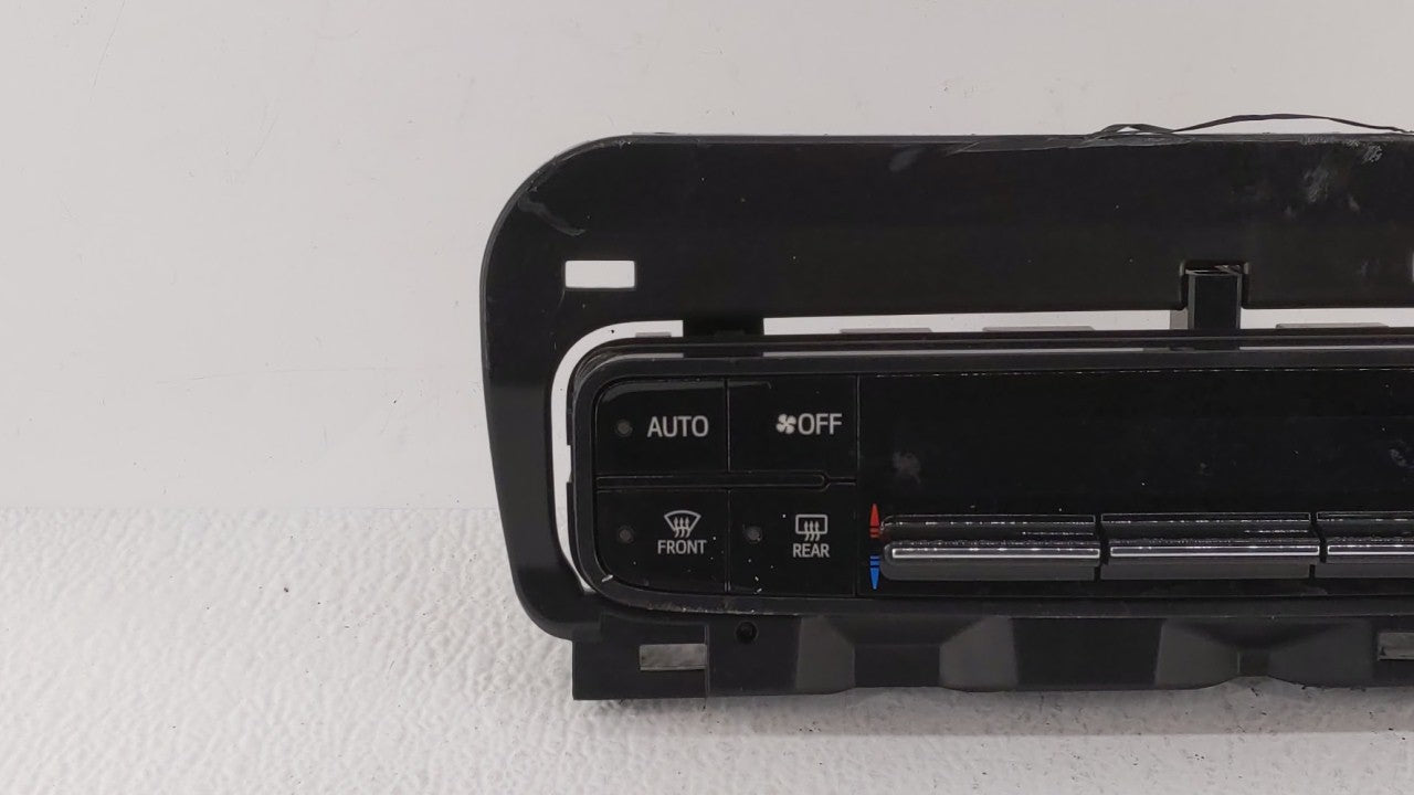 2017-2019 Toyota Corolla Climate Control Module Temperature AC/Heater Replacement P/N:55900-02A30 55468-02060 Fits OEM Used 