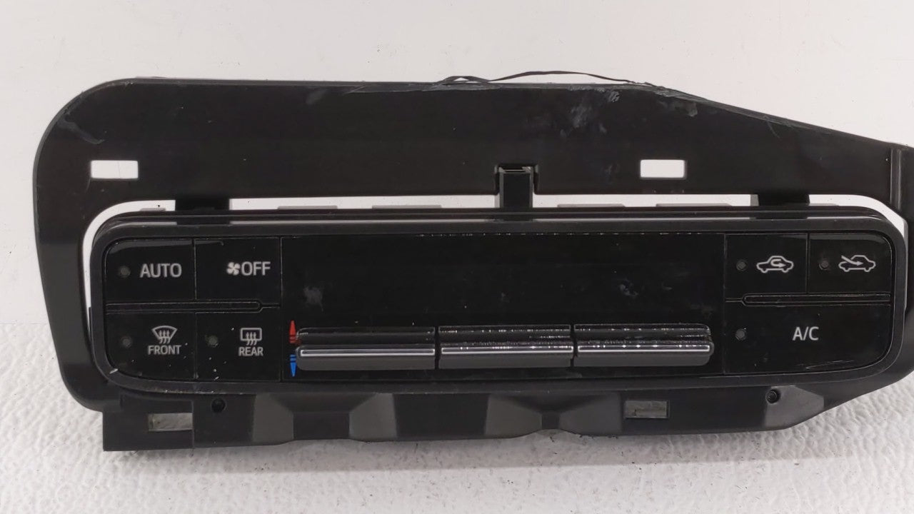 2017-2019 Toyota Corolla Climate Control Module Temperature AC/Heater Replacement P/N:55900-02A30 55468-02060 Fits OEM Used 