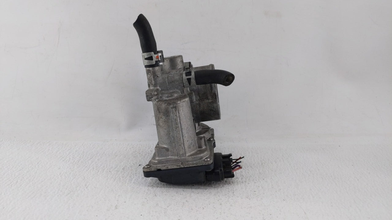 2011-2018 Toyota Corolla Throttle Body P/N:22030-0T050 22030-0T080 Fits Fits 2011 2012 2013 2014 2015 2016 2017 2018 OEM Use