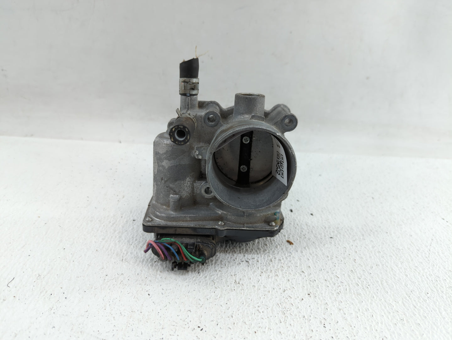 2011-2018 Toyota Corolla Throttle Body P/N:22030-0T080 Fits Fits 2011 2012 2013 2014 2015 2016 2017 2018 OEM Used Auto Parts