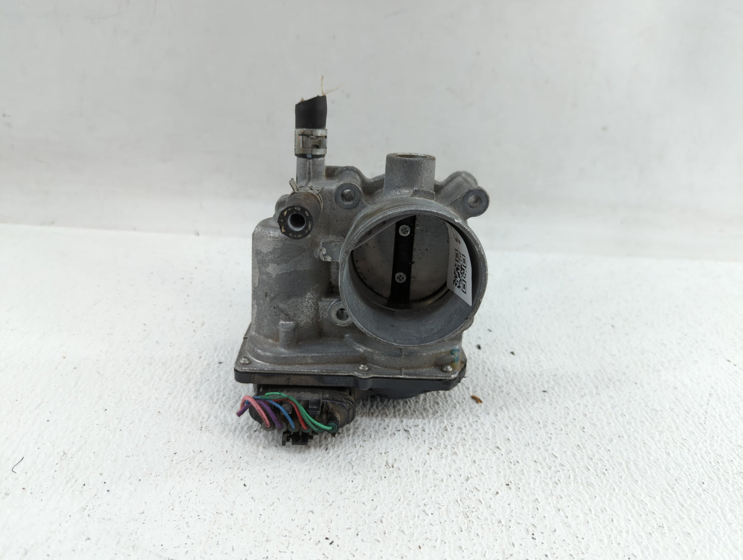 2011-2018 Toyota Corolla Throttle Body P/N:22030-0T080 Fits Fits 2011 2012 2013 2014 2015 2016 2017 2018 OEM Used Auto Parts