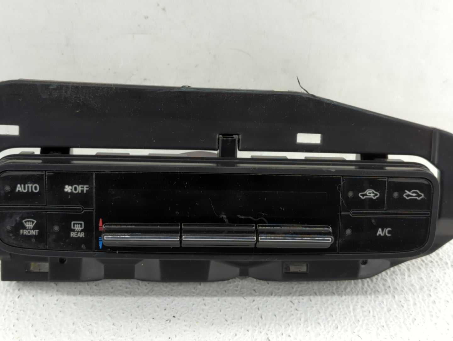 2017-2019 Toyota Corolla Climate Control Module Temperature AC/Heater Replacement P/N:55900-02A30 55468-02060 Fits OEM Used 