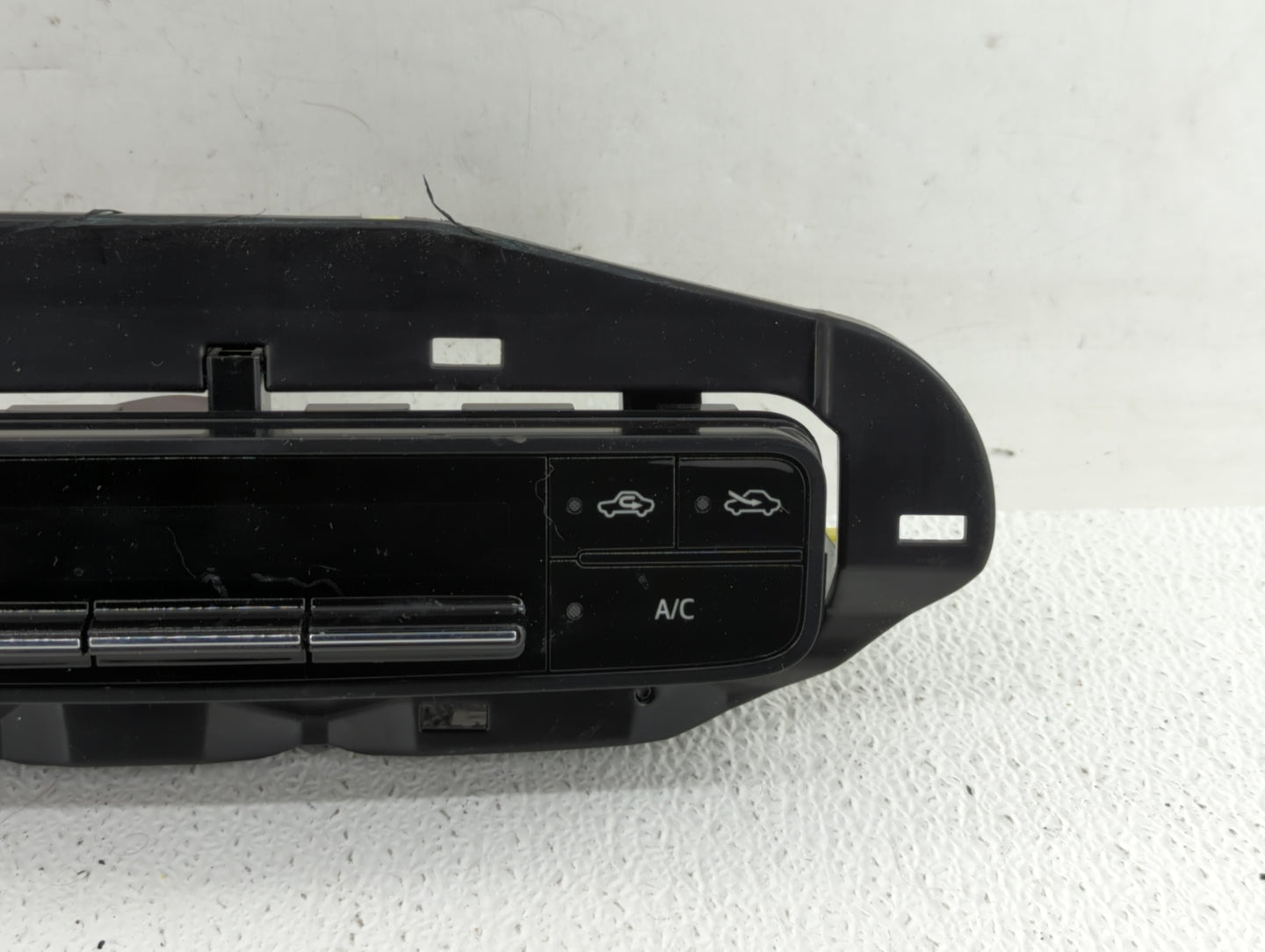 2017-2019 Toyota Corolla Climate Control Module Temperature AC/Heater Replacement P/N:55900-02A30 55468-02060 Fits OEM Used 