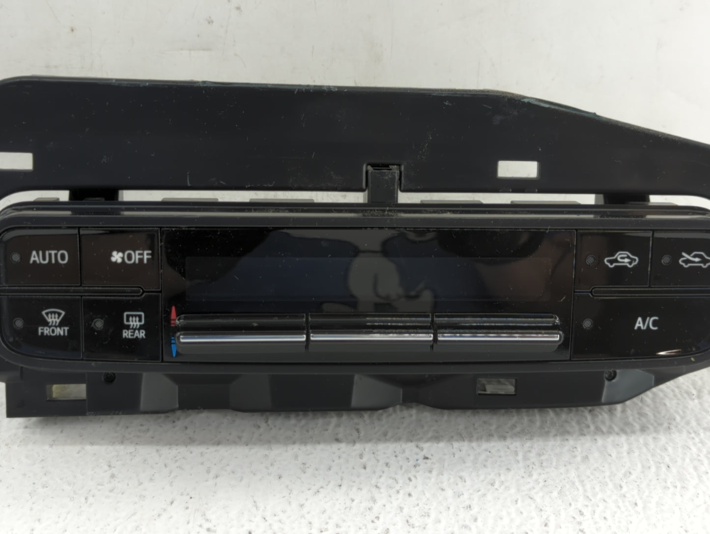 2017-2019 Toyota Corolla Climate Control Module Temperature AC/Heater Replacement P/N:55468-02060 75K114 Fits Fits 2017 2018