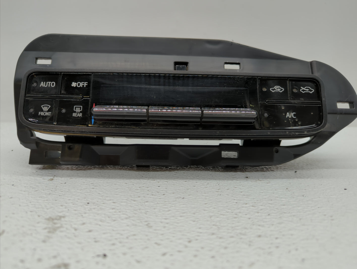 2017-2019 Toyota Corolla Climate Control Module Temperature AC/Heater Replacement P/N:55468-02060 75K114 Fits Fits 2017 2018