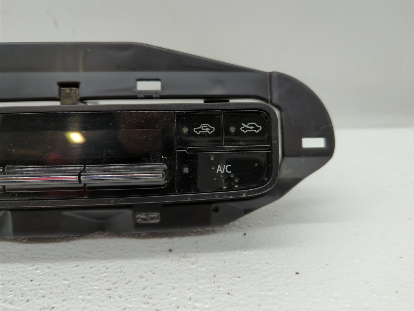 2017-2019 Toyota Corolla Climate Control Module Temperature AC/Heater Replacement P/N:55468-02060 75K114 Fits Fits 2017 2018